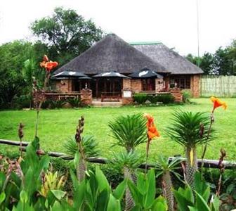 Lukafrica Riverside Chalets & Safaris