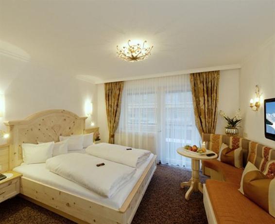 Hotel Garni Pazanella