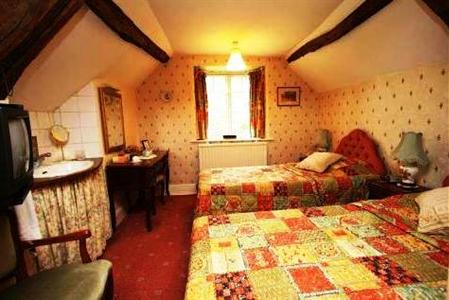 Collaven Manor Hotel