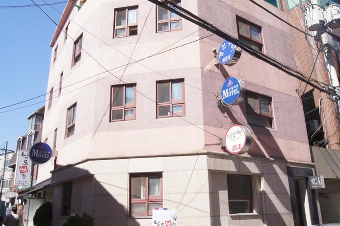 Yuan Guesthouse