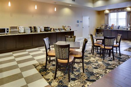  Best Western Plus Arlington