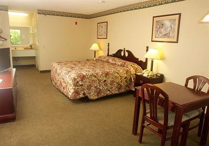 Hilltop Inn & Suites North Stonington