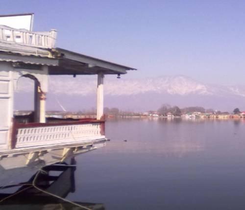 New Lucky Kashmir Houseboat