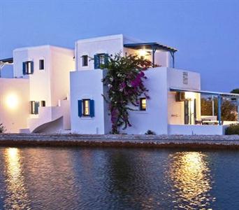 Tarsa Studios and Apartments