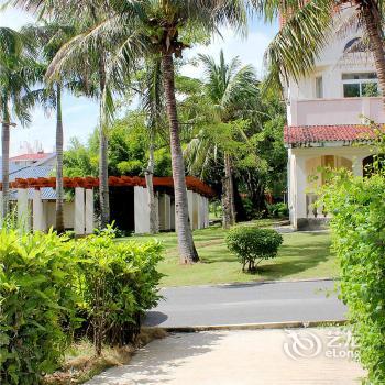 Sunshine Holiday Resort Apartment Sanya Yalong Bay