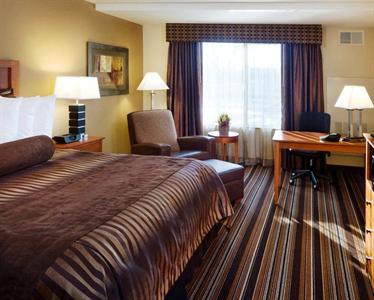 BEST WESTERN PLUS Bloomington Hotel