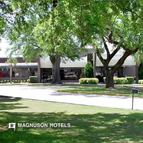 Diamondhead Inn & Suites Diamondhead