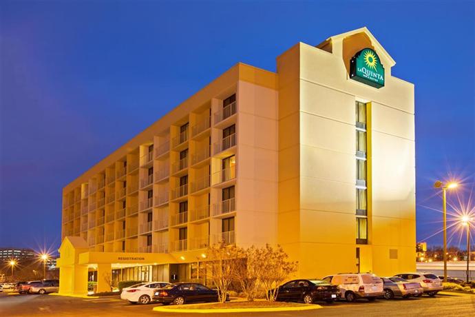 La Quinta Inn & Suites Nashville Airport/Opryland