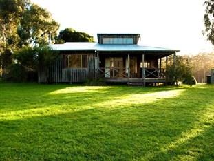 Billa Billa Farm Cottages