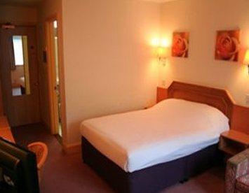 Days Inn Clacket Lane Westerham