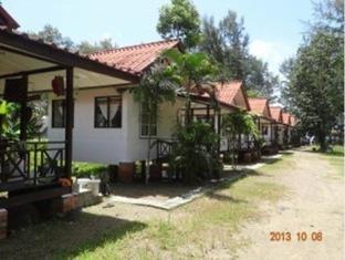 Sand Beach Bungalow