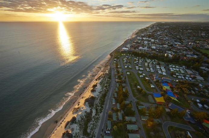 Adelaide Shores Caravan Park