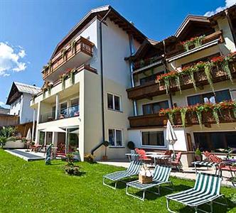 Hotel Tschirgantblick