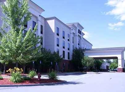 Hampton Inn & Suites Manchester - Bedford