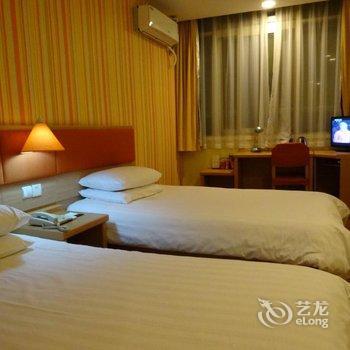 Home Inn Zhangjiagang Pedestrain Street