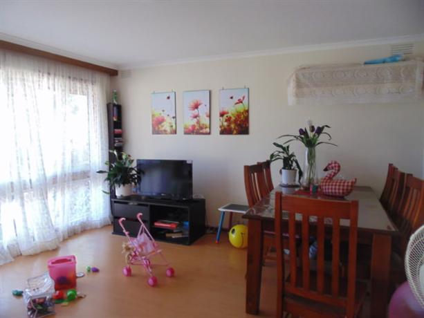 Homestay in Nunawading near Nunawading Railway Station