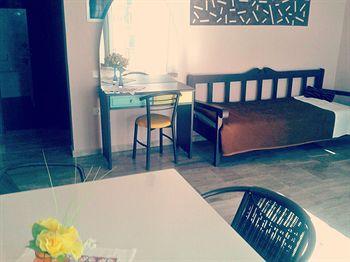 Bay View Apartments Platanias