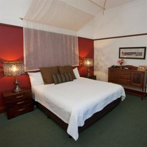 Margaret River Hotel & Holiday Suites