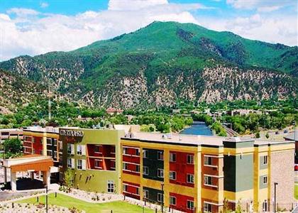 Courtyard by Marriott Glenwood Springs