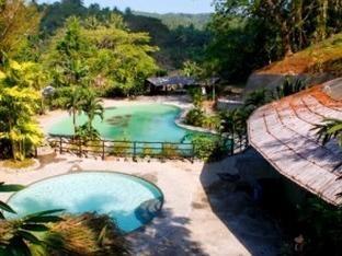 Averosa Farm and River Run Resort