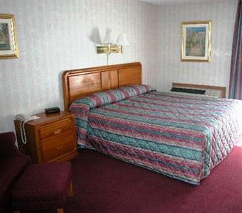 Hampton Falls Inn