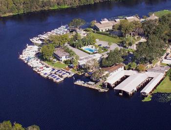 Hontoon Landing Resort & Marina