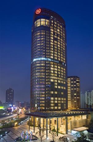 Sheraton Grand Shanghai Hotel & Residences Pudong