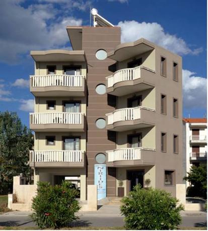 Niriides Studios and Apartments