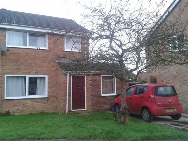 Homestay in Kingsnorth near Ashford Designer Outlet