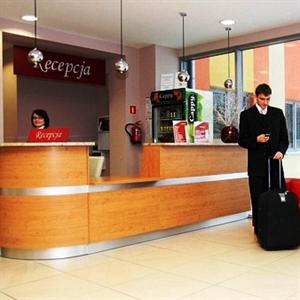 Hotel Raz Dwa Trzy