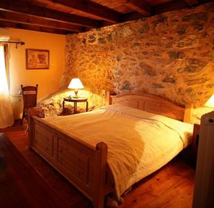 Dorovinis Country Houses