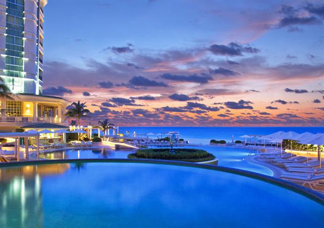 Sandos Cancun Luxury Experience Resort and Spa