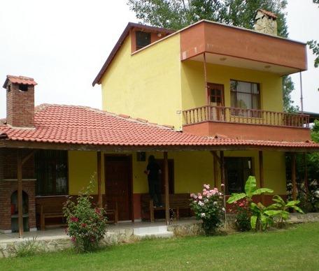 Lagina Pension