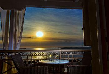 Sunshine Resort Lassi