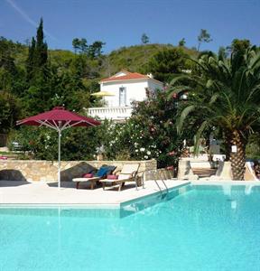 Armonia Bay Hotel