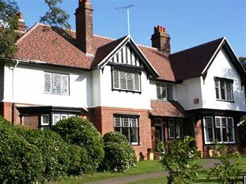 Ixworth House