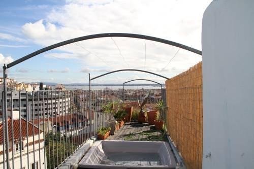 Lisbon Rooftops Guesthouse