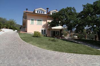 Hotel Villa De Santis