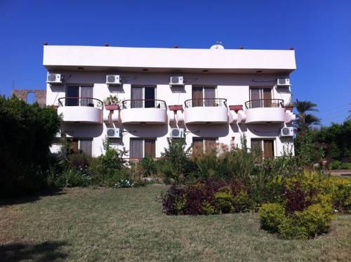 New Memnon Hotel