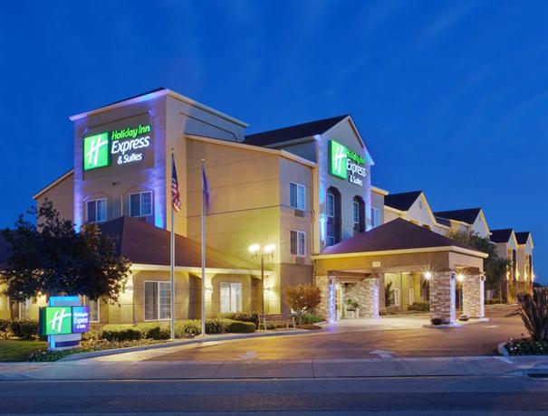 Holiday Inn Express & Suites Oakland - Airport