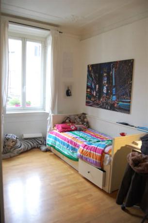 Homestay in Milan near Piola Metro Station