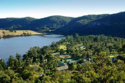 Australis Wisemans Ferry