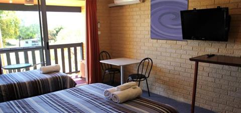 Lancelin Beach Hotel