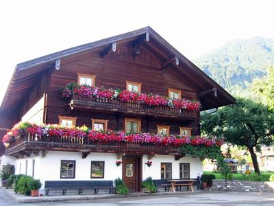 Bauernhof Schustererhof Apartments Stumm