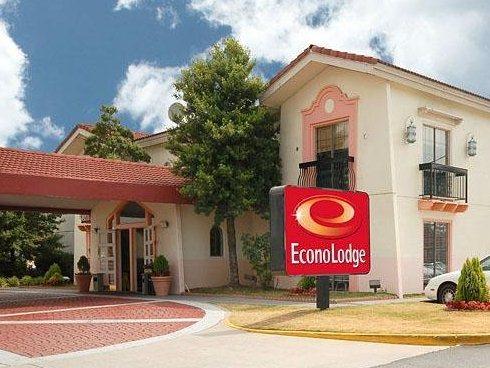 Econo Lodge College Park