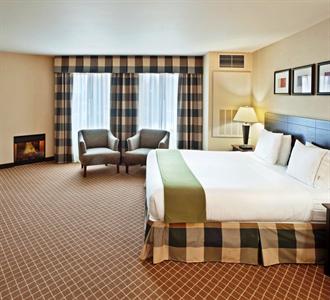 Holiday Inn Express Hotel & Suites Marysville