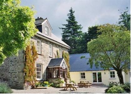 Gellifawr Hotel