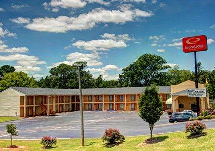 Econo Lodge Inn & Suites Evergreen