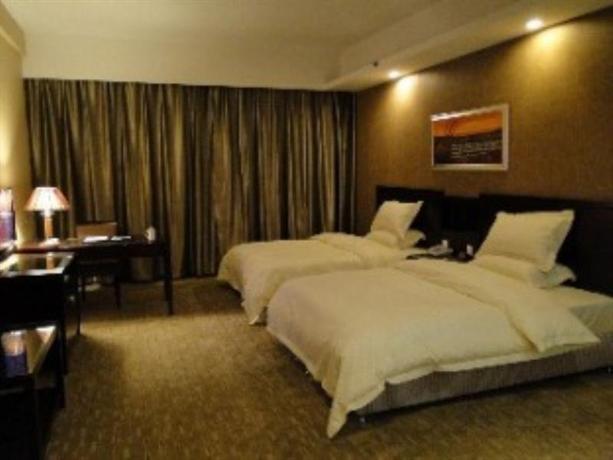 Huanlian Lucaihuang Business Hotel