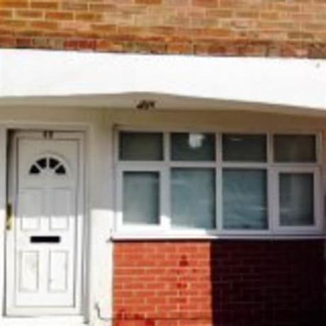 Homestay In Collier Row Essex